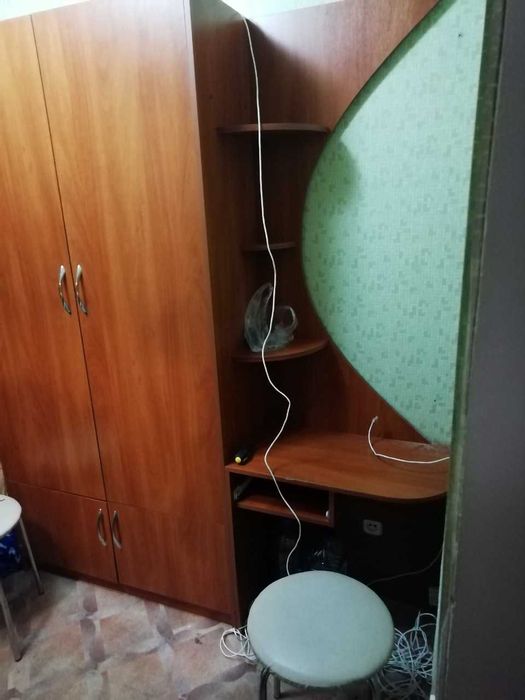 Прихожая б/у в отличном состоянии