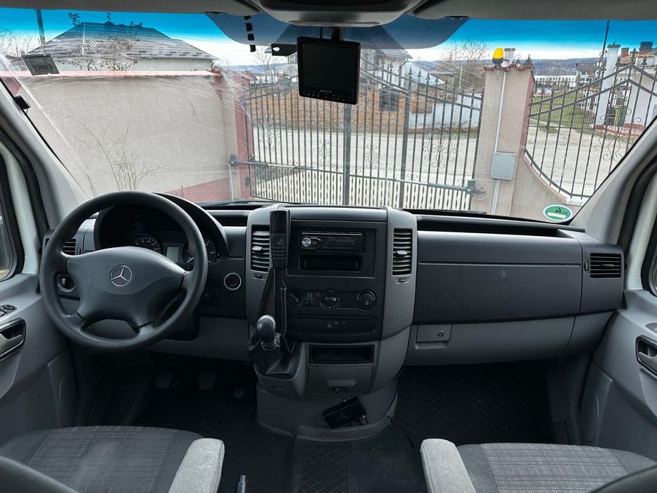 Vand autorulotă.  Fast-Food Truck 2017 euro 6