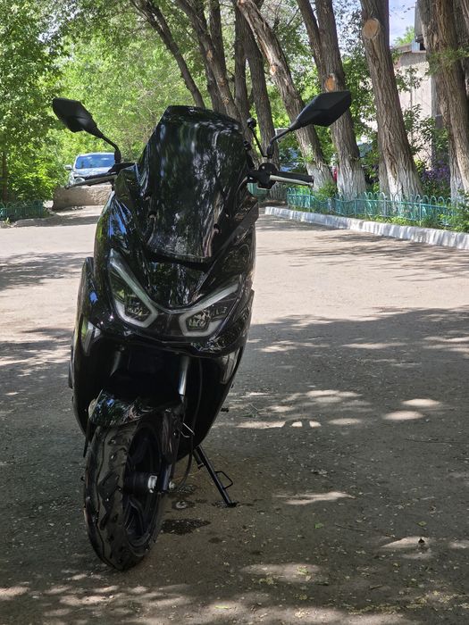 Продам скутер Макси (на ходу)