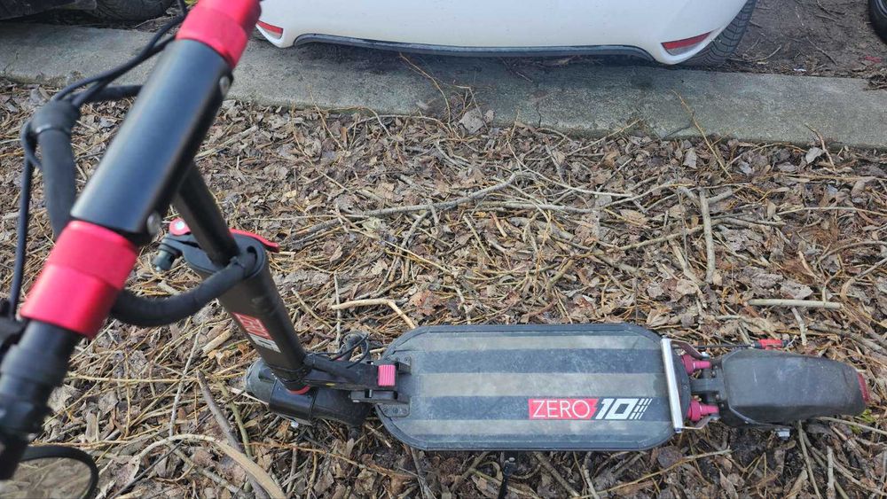 Електрическа тротинетка ZERO 10