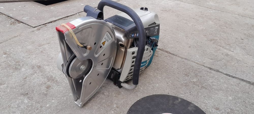 Makita de taiat beton,fier etc