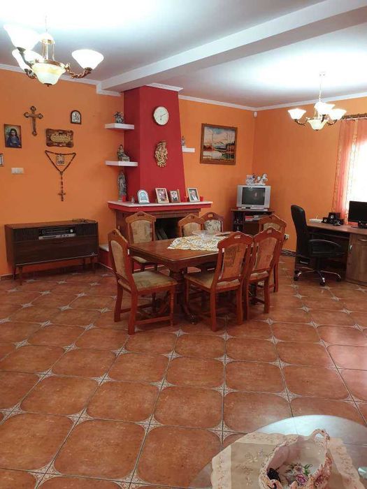 Casa S+P+1+M cu 28 ari de teren in Martinesti