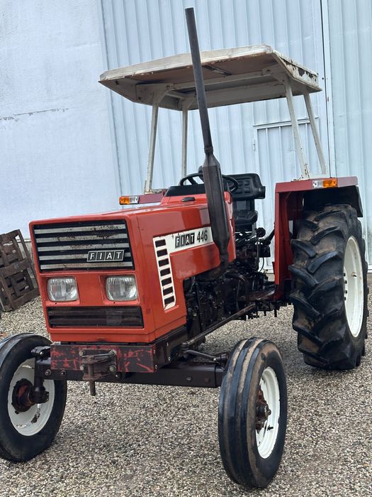 Tractor Fiat 446