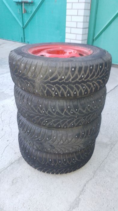 Продам резину на дисках R13