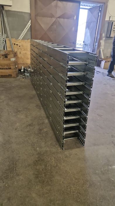 Лестничные лотки под заказ