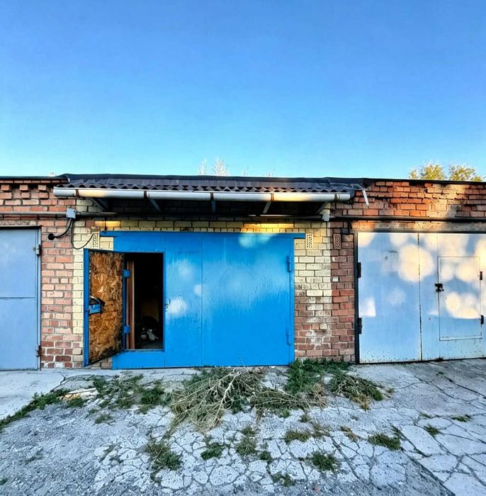 Продам гараж район Ивушки ПКСГ "УСТАЗ"
