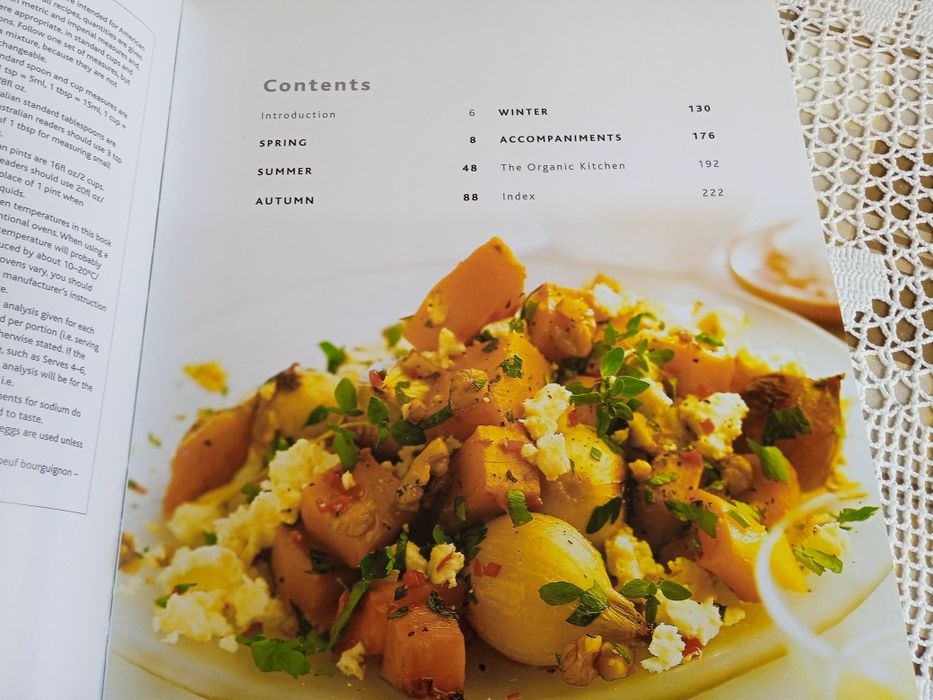 НОВА кулинарна книга на английски език Organic cooking