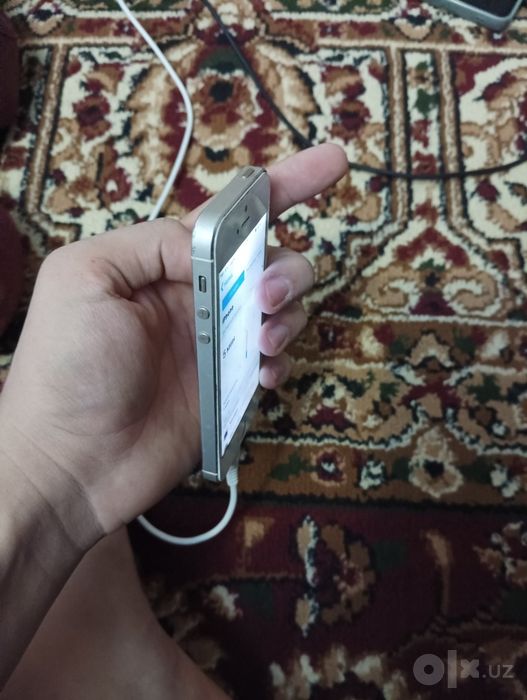 iPhone 5s sotiladi