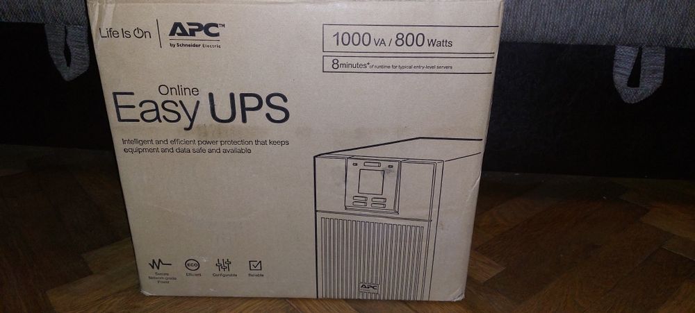 UPS APC SRV1KI Easy, 1000VA/800W, 3 prize IEC C13