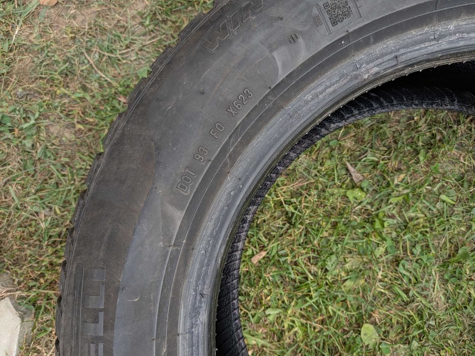 Pirelli Winter 205 60 16