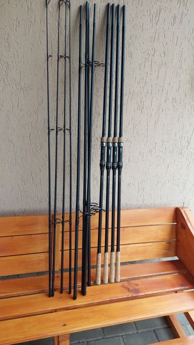 Set 4 lansete crap strategy cork de 3.60m 3,25lb  3tronsoane