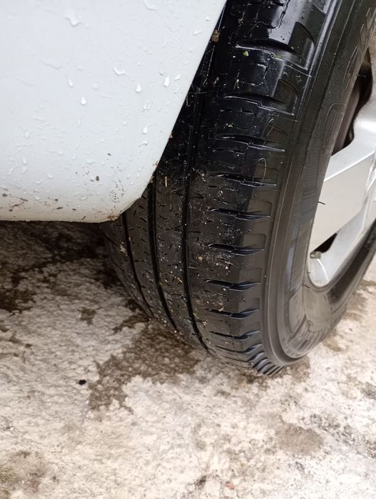 215 75 R16 CP anvelope allseasons duba, camper, Michelin Agilis Camping