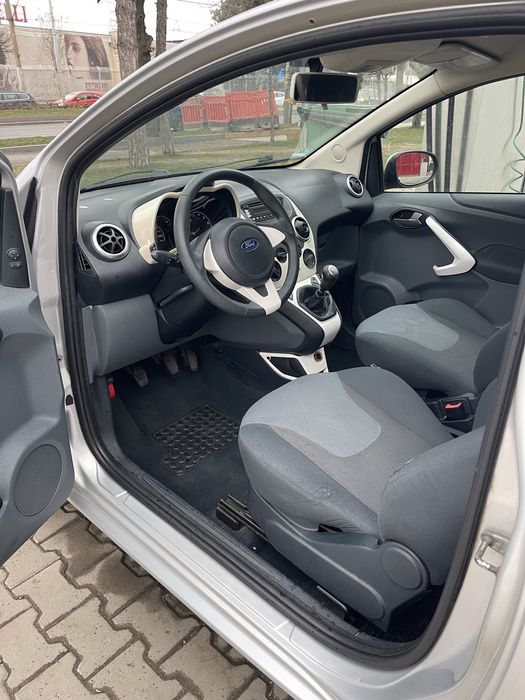 Ford Ka 2010, consum mic, potrivita pentru oras