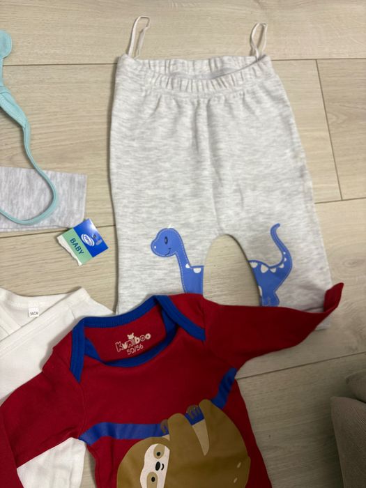 Lot haine nou nascut marime 50-56 cm