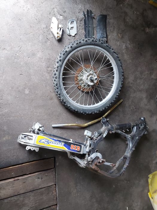Suzuki rm 125 части