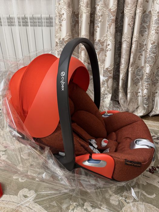 Авто кресло(автолюлька) Cybex, новое
