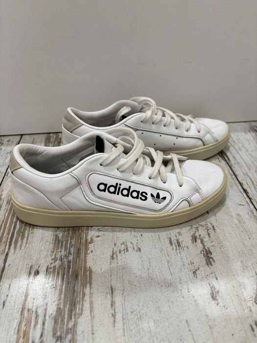 Маратонки Adidas