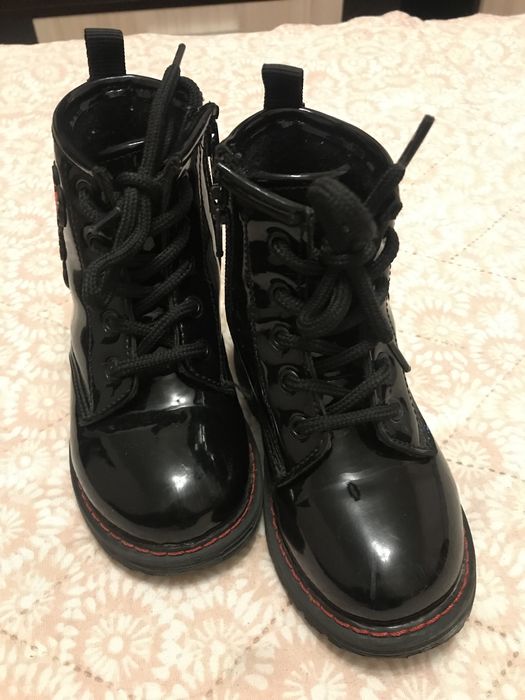 Боти за момиче 26 номер