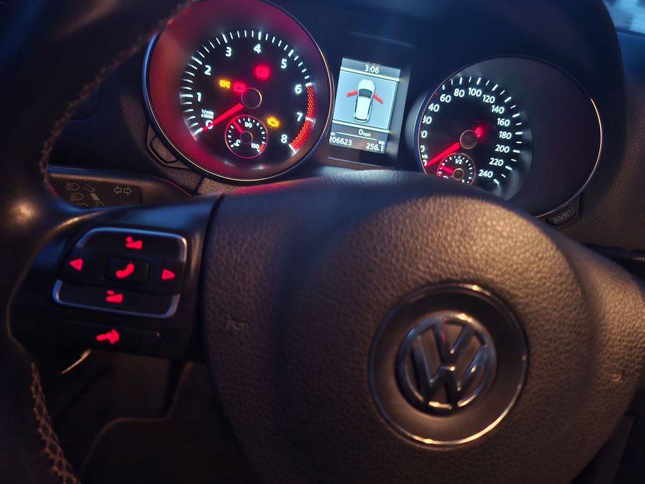 Volkswagen  Golf 6
