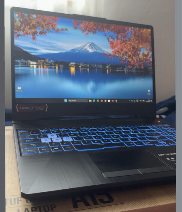 Laptop Gaming ASUS TUF A15, Ryzen 7 5700X, Windows 11 Pro ca nou