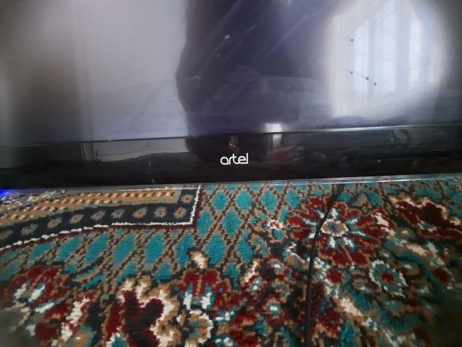 Телевизорлар сотилади 32 43