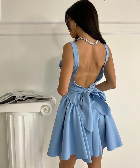 синя рокля с цветя LBD