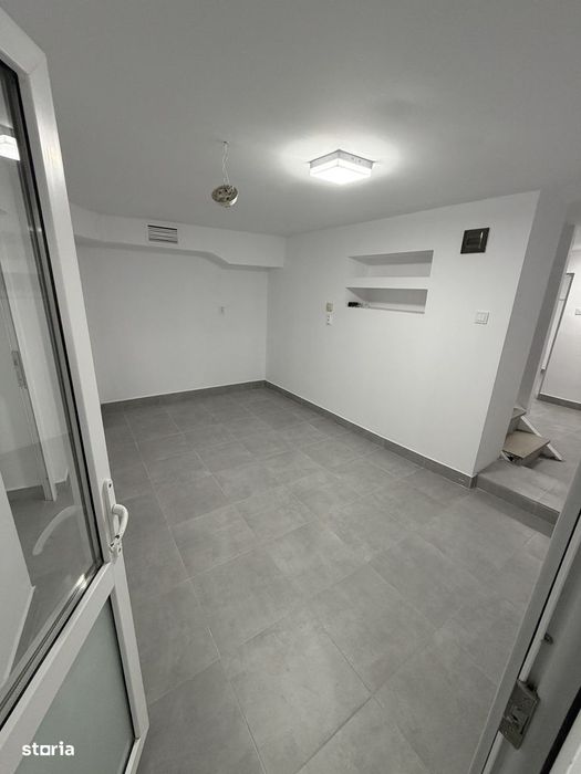 Spațiu comercial 82 mp, stradal, renovat –Str. Uranus, lângă Catedrală