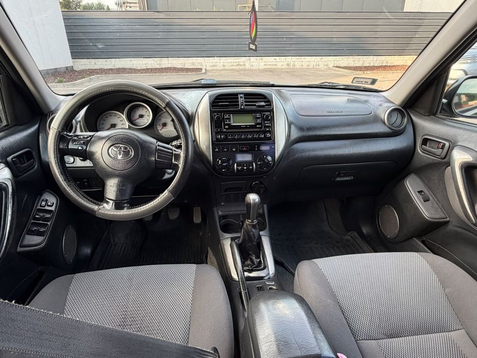 Toyota RAV-4 4x4 2.0 D-4D an 2005