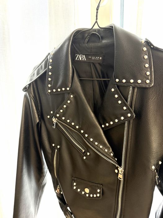 Яке от еко кожа Zara