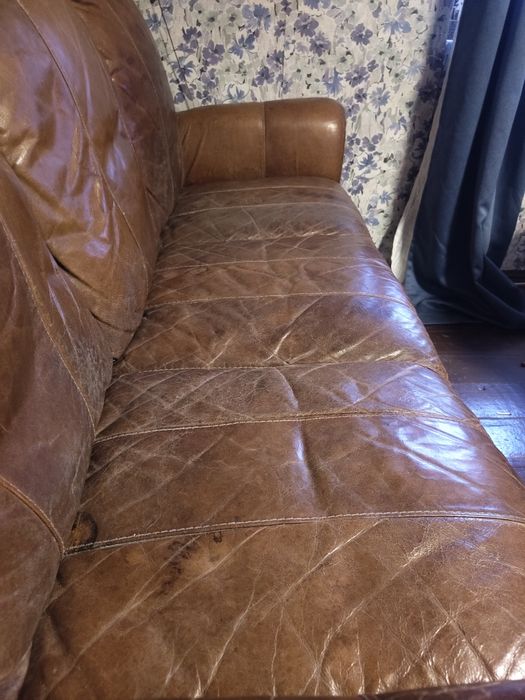Продавам Кожен Диван