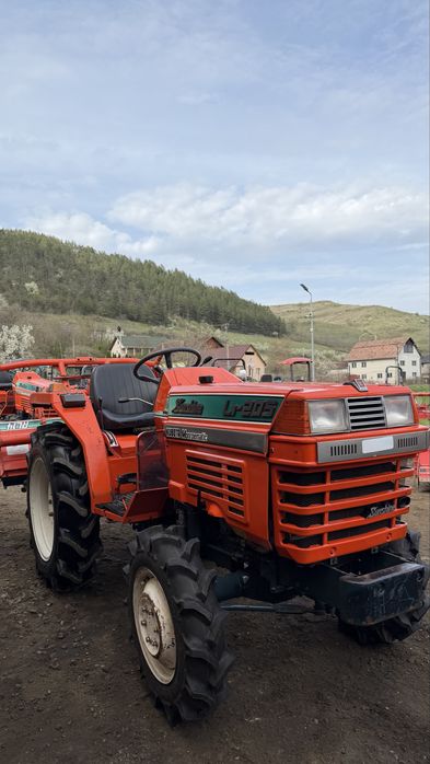 Tractor japonez Kubota Sunshine L1-205  tractoare Japoneze