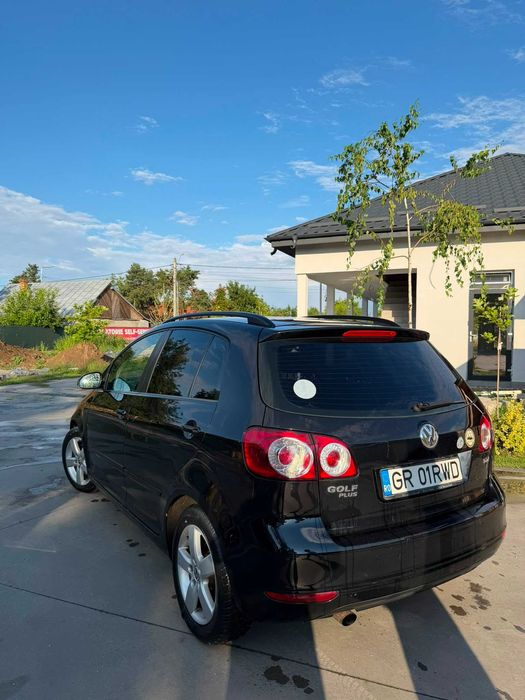 VOLKSWAGEN Golf Plus