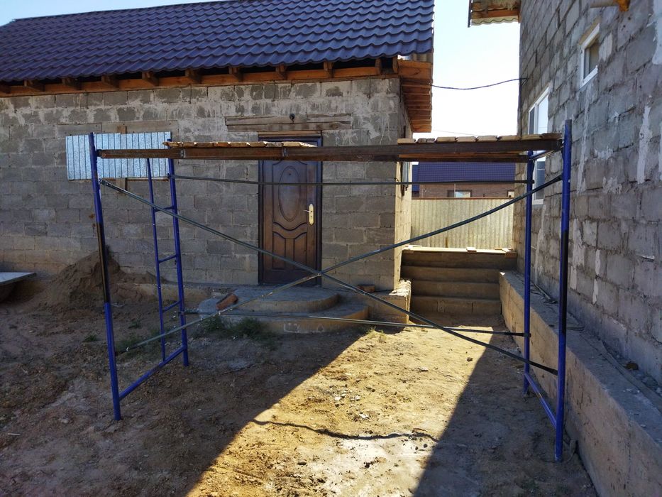 Строительные леса с трапом