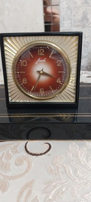 Часы кабинетные Агат