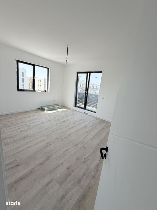 Apartament 2 camere, balcon, gata de utilizare