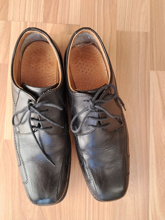 Vand pantofi barbati din piele naturala,nr 39.