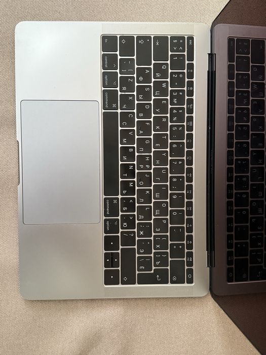 Apple Macbook 13