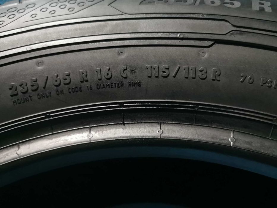 235/65 R16 c continental 4 bucati