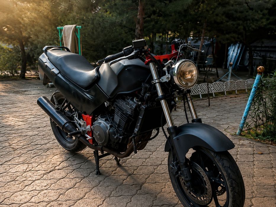 Мотоцикл Kawasaki GPX 400