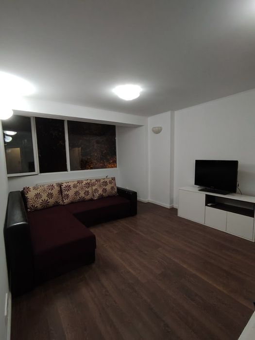 Apartament două camere zona Unirii - de închiriat