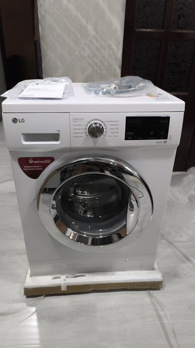 Стиральная машинка LG F2J3NS2W  7кг