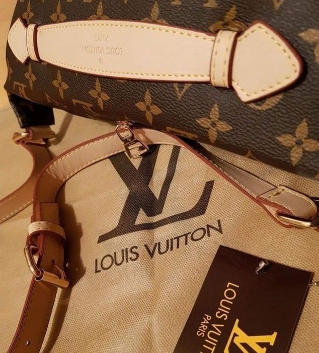 Borseta LV,super model, feronerie metalica inscriptionata, saculet