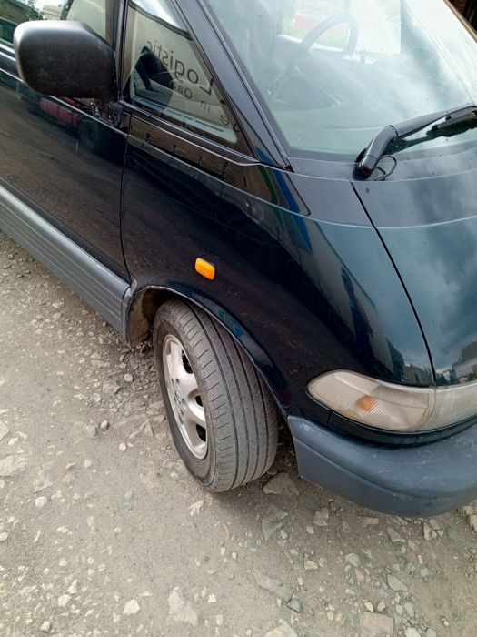 Продам Тойоту привиа