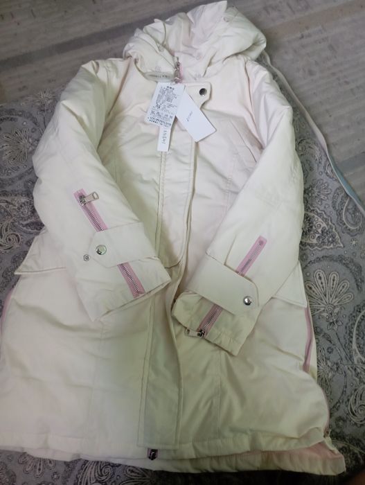 Куртка детская на 8-9 лет