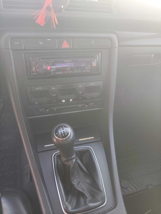 AUDI A4 Avant 2004 — imagine 2