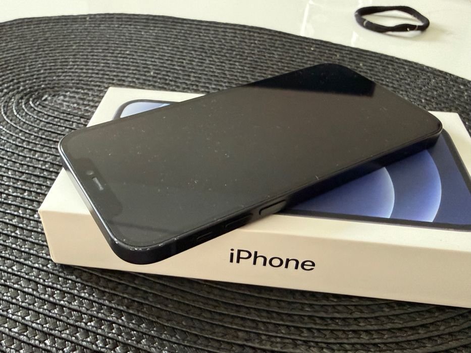 iPhone 12  128  GB