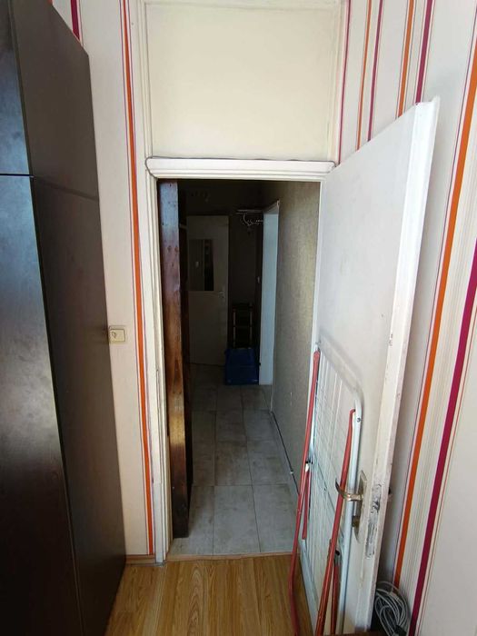 Двустаен имот в кв.Младост 2