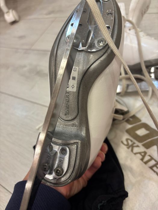 Кънки за лед, Risport