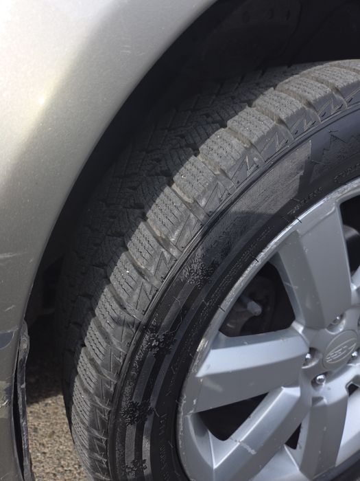 Продам субару аутбек