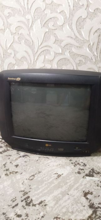 Телевизор цветной